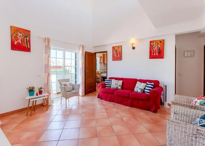 Apartment Serene Duplex House With Patio By Lovelystay