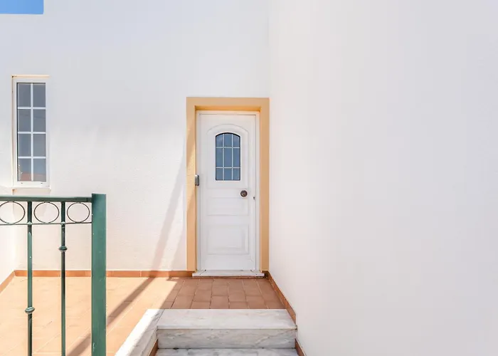 Serene Duplex House With Patio By Lovelystay * Vila Nova de Cacela